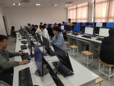 技藝展風采，代碼繪未來——校第六屆學生技能競賽Web前端設計賽項紀實